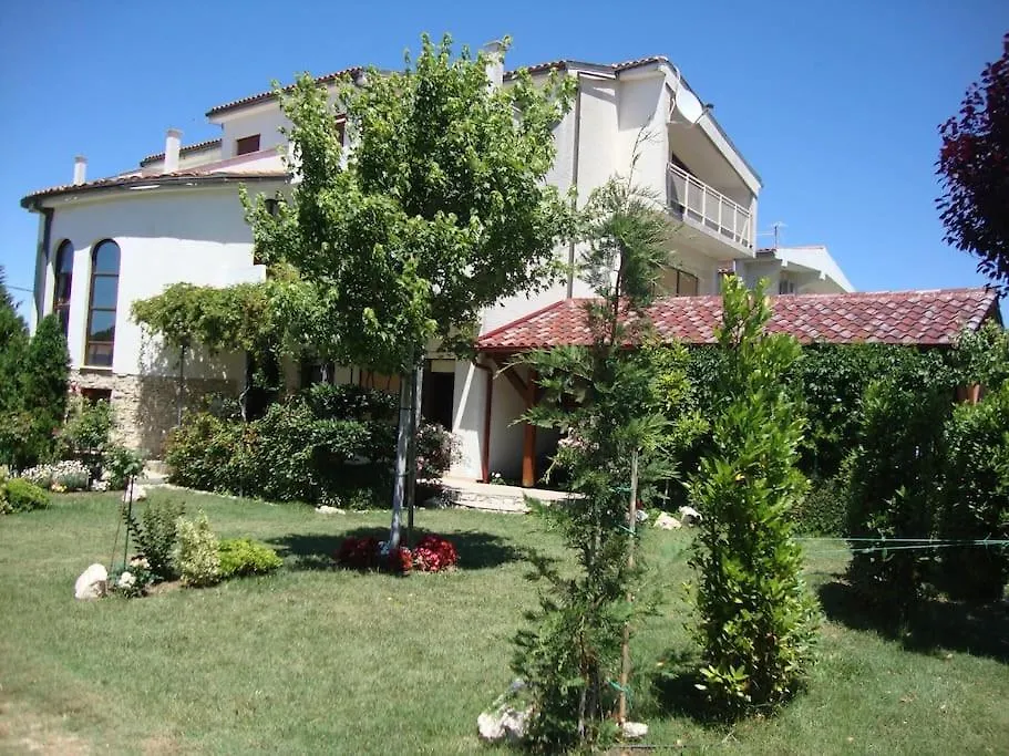 بيت للعطل Apartman Lucia Ražanac