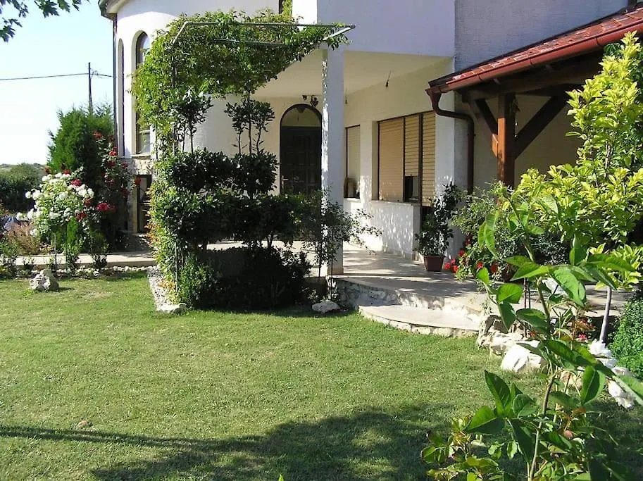 Apartman Lucia Ražanac